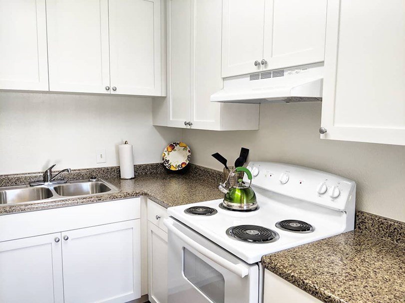 Stratton Apartment Homes photo 2