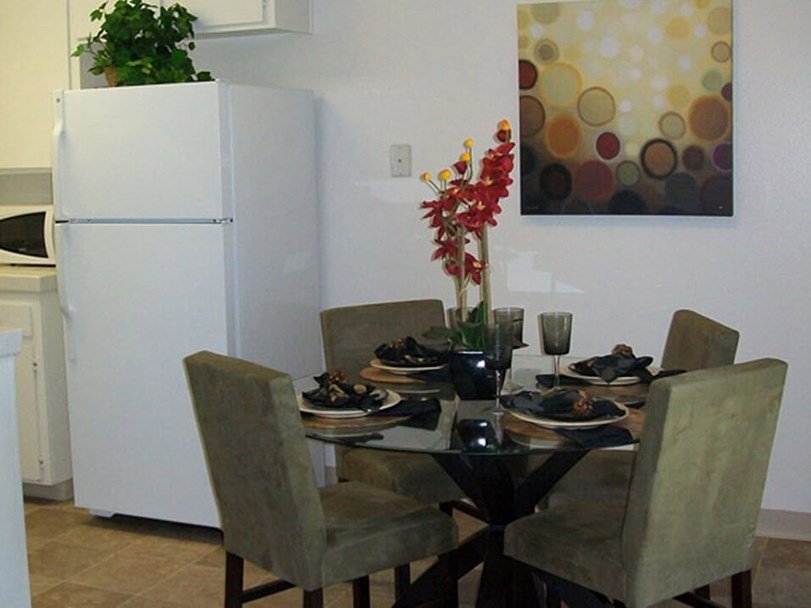 Stratton Apartment Homes photo 3