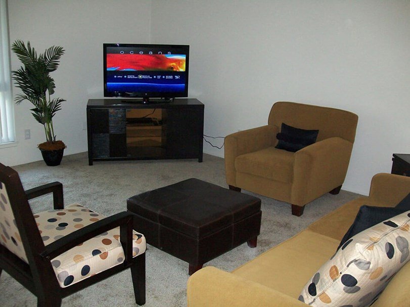 Stratton Apartment Homes photo 5