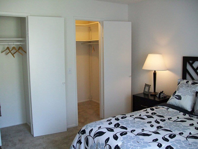 Stratton Apartment Homes photo 4