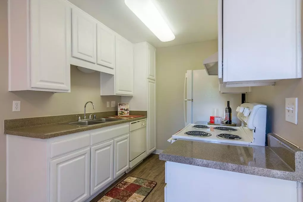 Summit Park Village photo 5