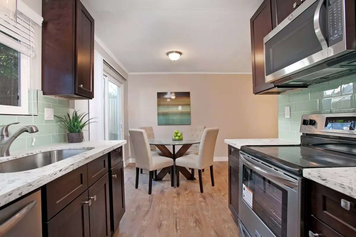 Talmadge Living In Newer 1/1 Apartment....must See. Includes Ac, Ev Chargers! photo 3