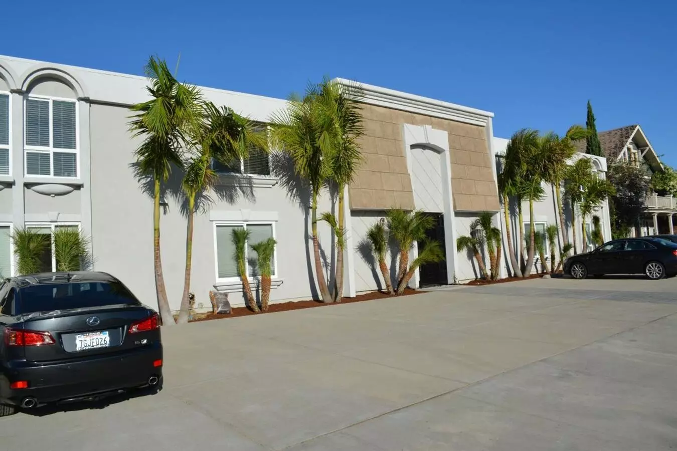 Villa Norte 4560 North Ave photo 3
