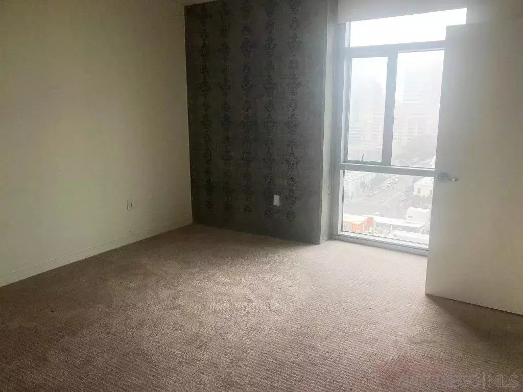 800 The Mark Ln San Diego, CA 92101 photo 2