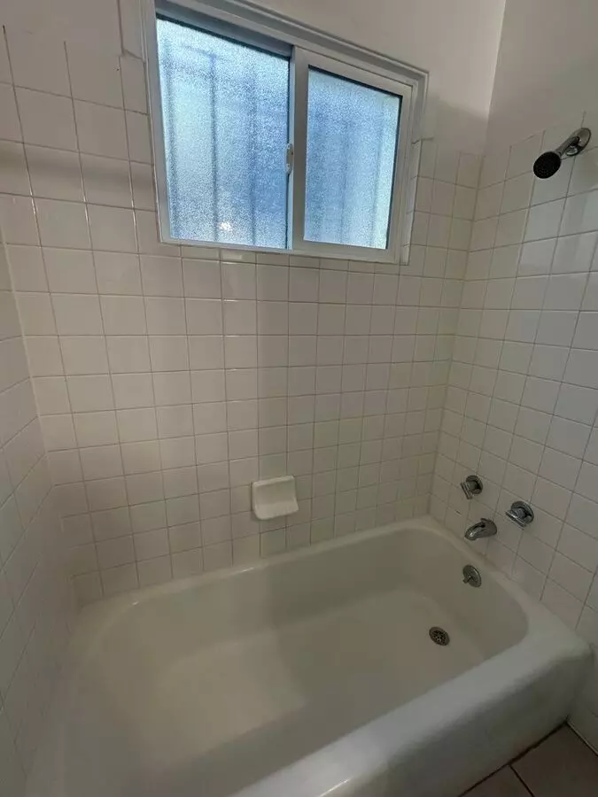2199 Turk Street (022r) photo 2