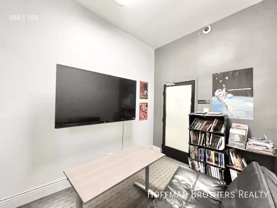 1012 Bush Street, San Francisco, CA 94109 photo 3