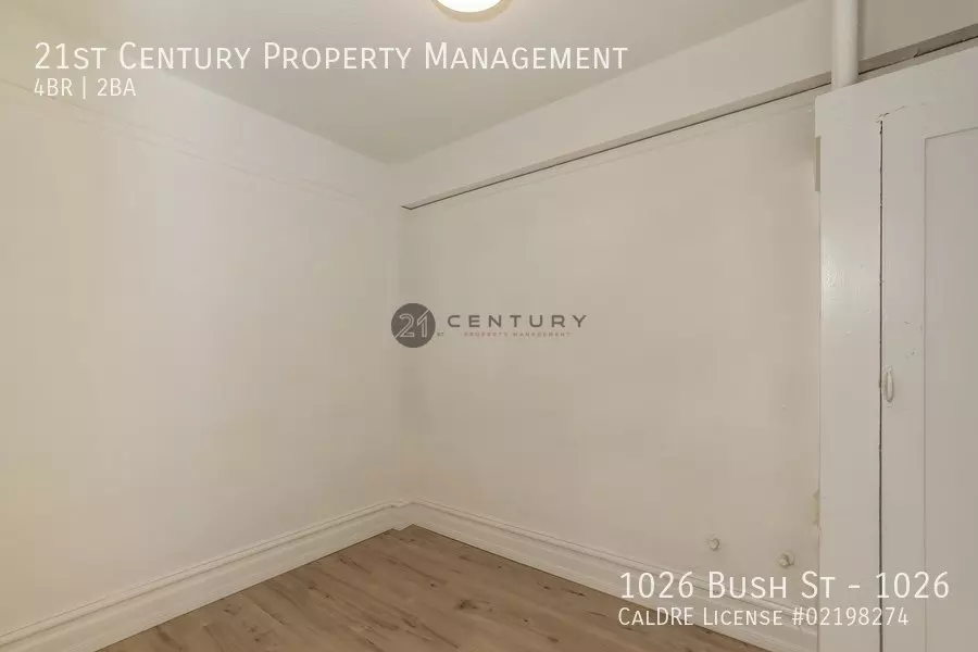 1026 Bush St photo 4