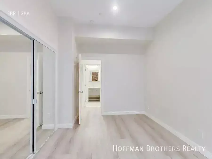 122 Waverly Place, San Francisco, CA 94108 photo 3