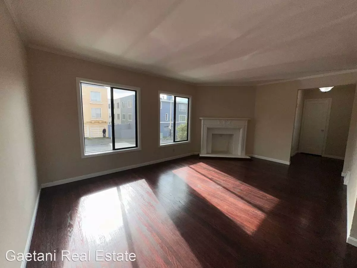 1440-1442 Judah Street (1150r) photo 2