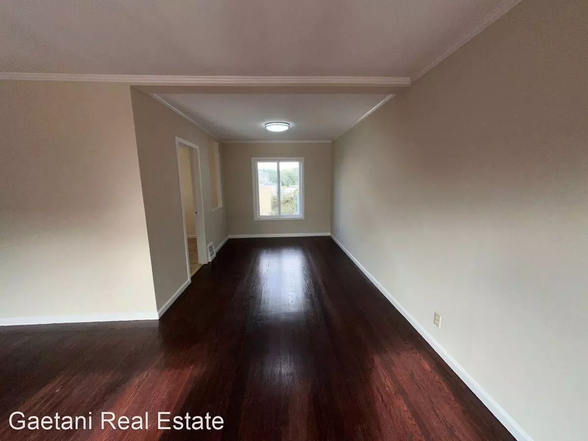 1440-1442 Judah Street (1150r) photo 3