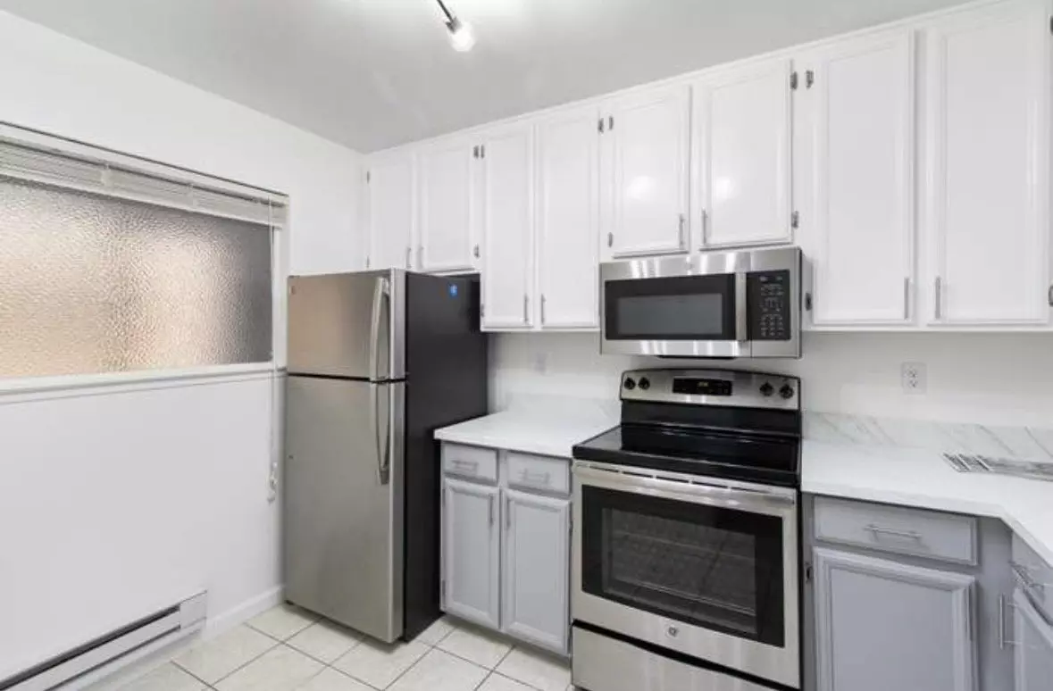 1461 Broadway, San Francisco, CA 94109 photo 3