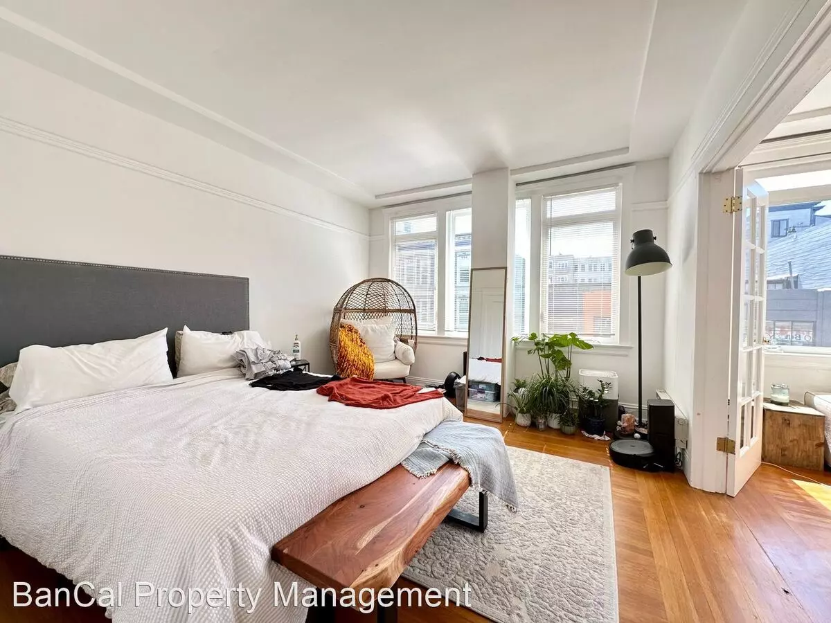 1544 Pacific Avenue, San Francisco, CA 94109 photo 4