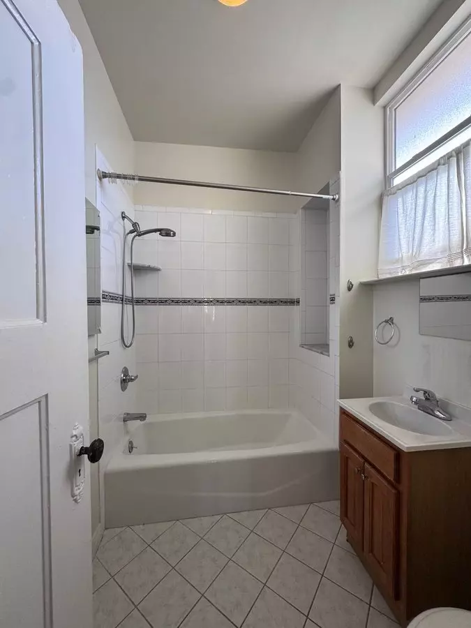 1655 Sacramento Street, San Francisco, CA 94109 photo 5