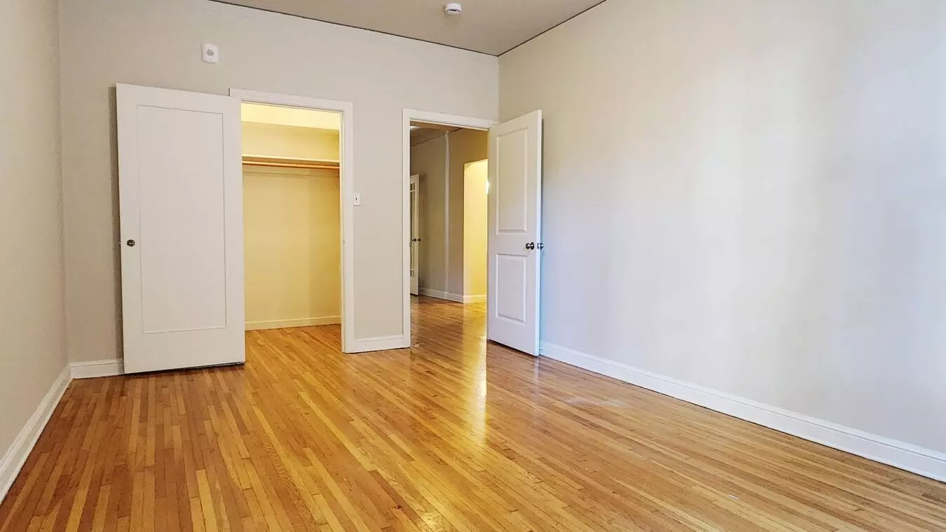 1701 Vallejo Street, San Francisco, CA 94123 photo 2