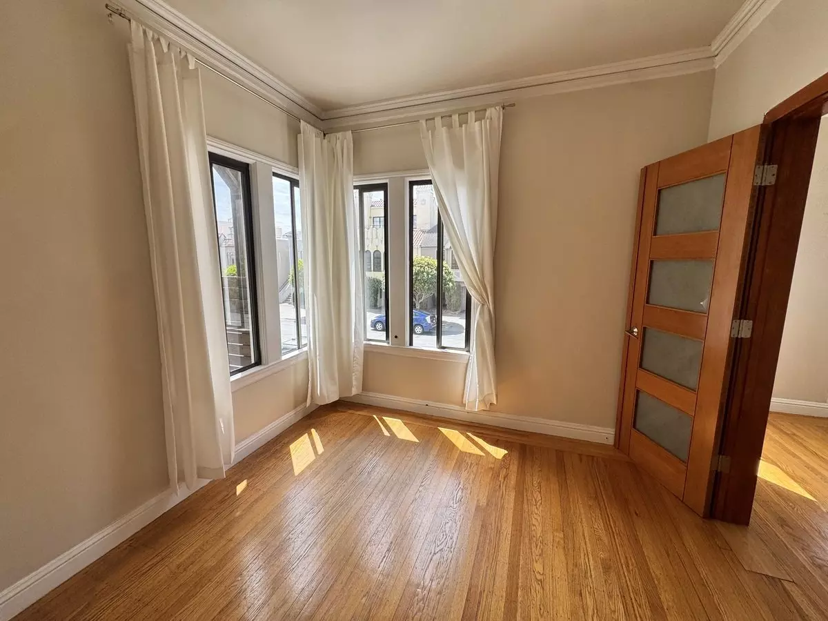 1890 Jefferson Street, San Francisco, CA 94123 photo 4