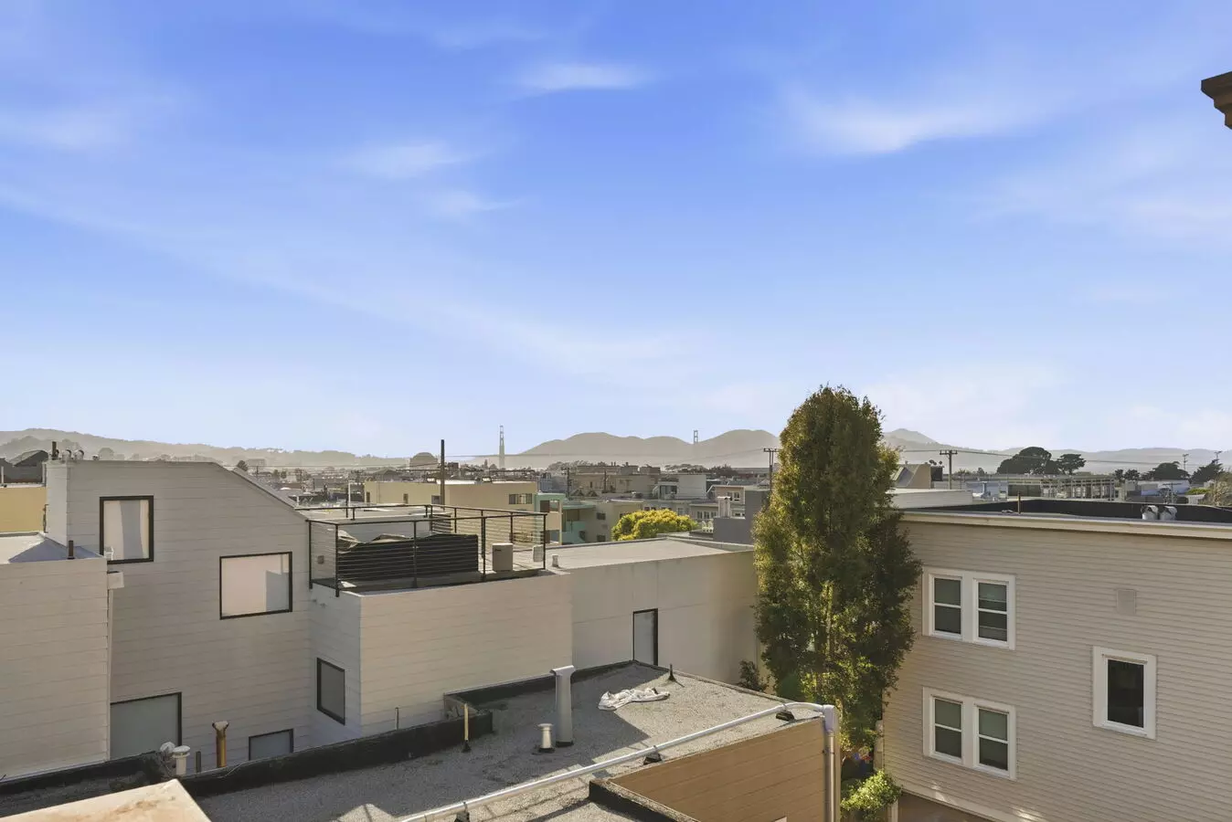 1924 Filbert St photo 2