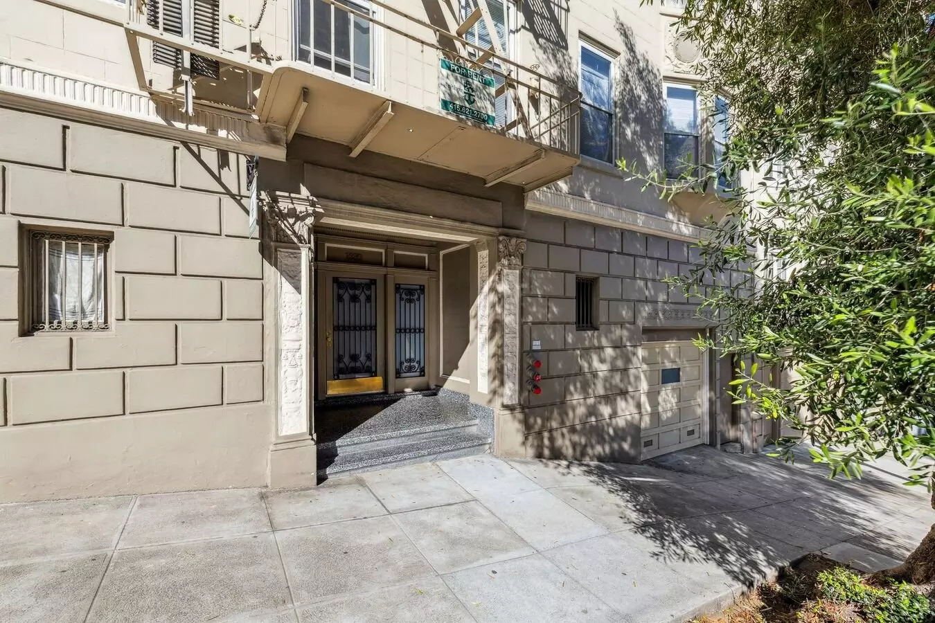 1930 Sacramento Street, San Francisco, CA 94109 photo 2