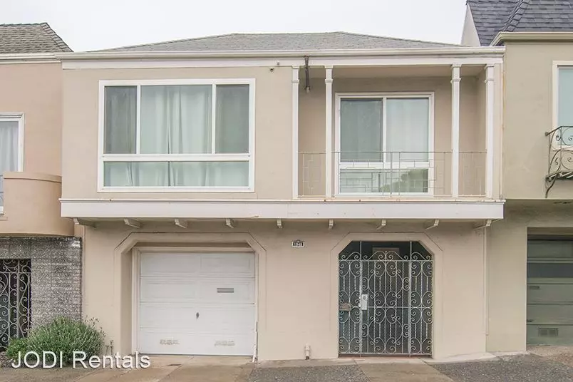 1948 Sloat Boulevard, San Francisco, CA 94116 photo 4