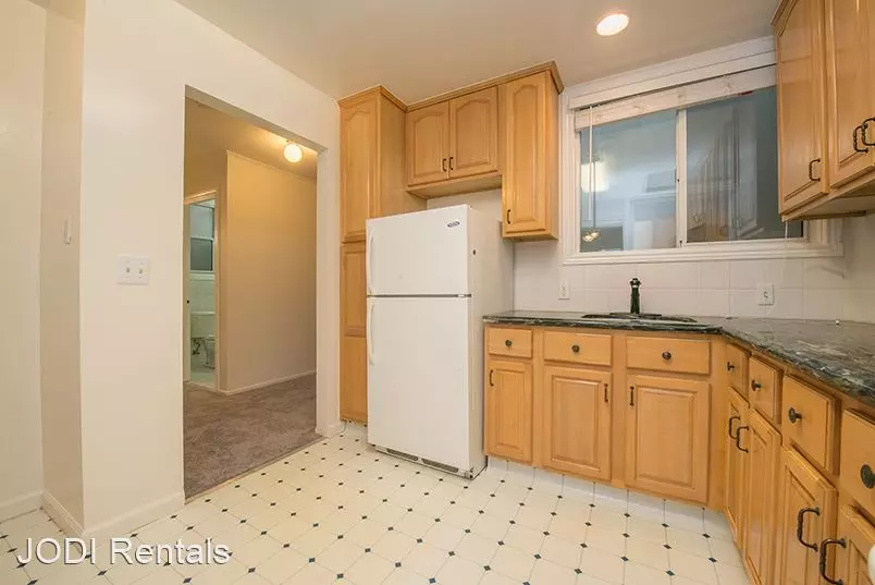 1948 Sloat Boulevard, San Francisco, CA 94116 photo 5