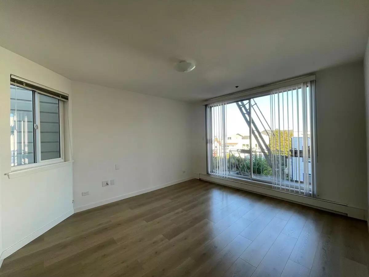 195 Collingwood Street (1124r) photo 2