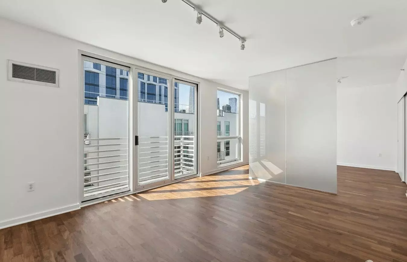 Modern Comfort &amp; Sophisticated City Living photo 4