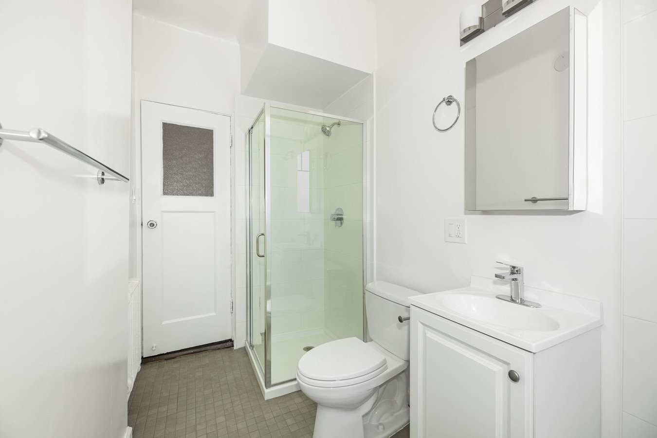 2275 Broadway photo 5