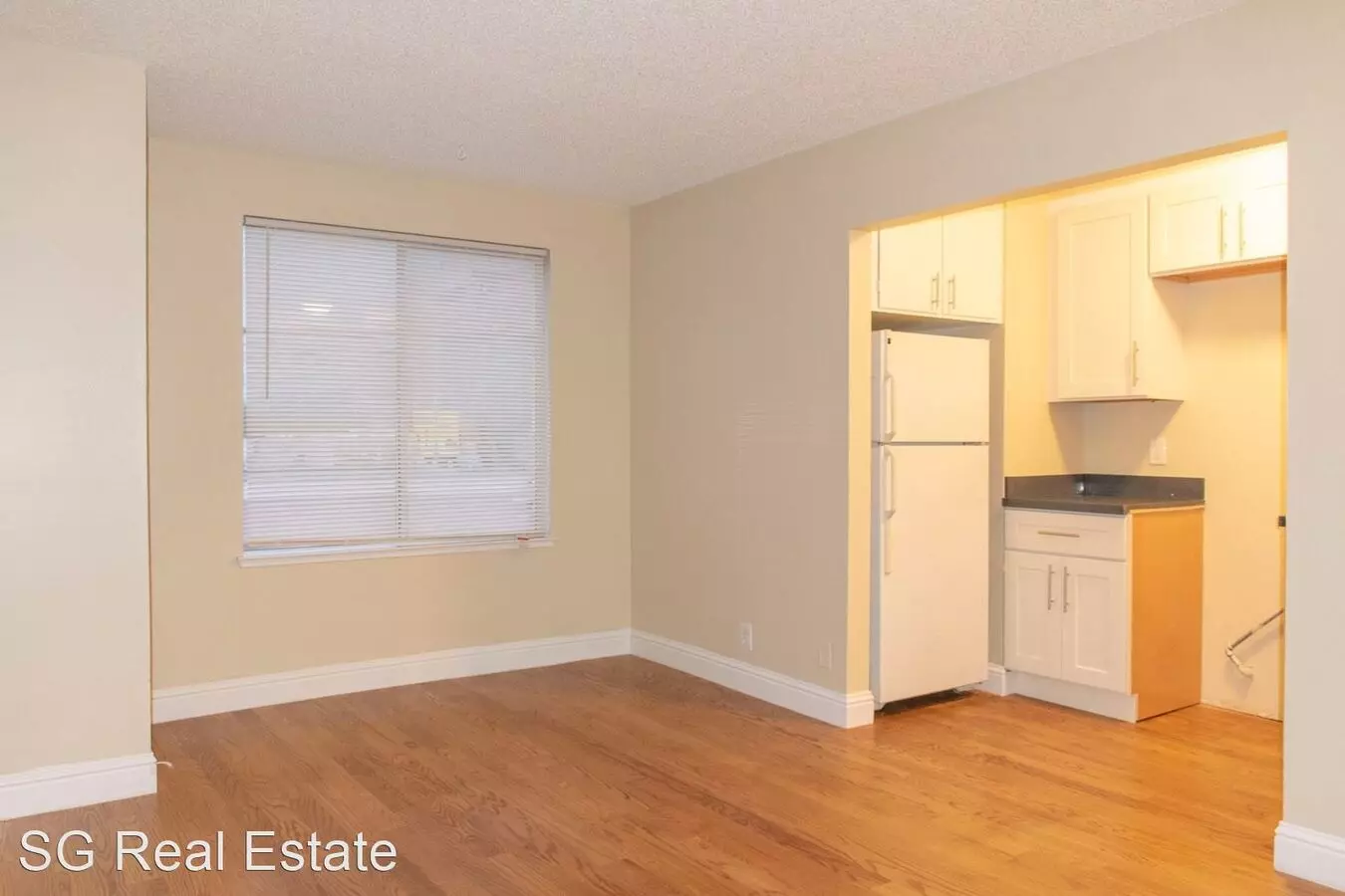 2297-9 Sutter photo 4