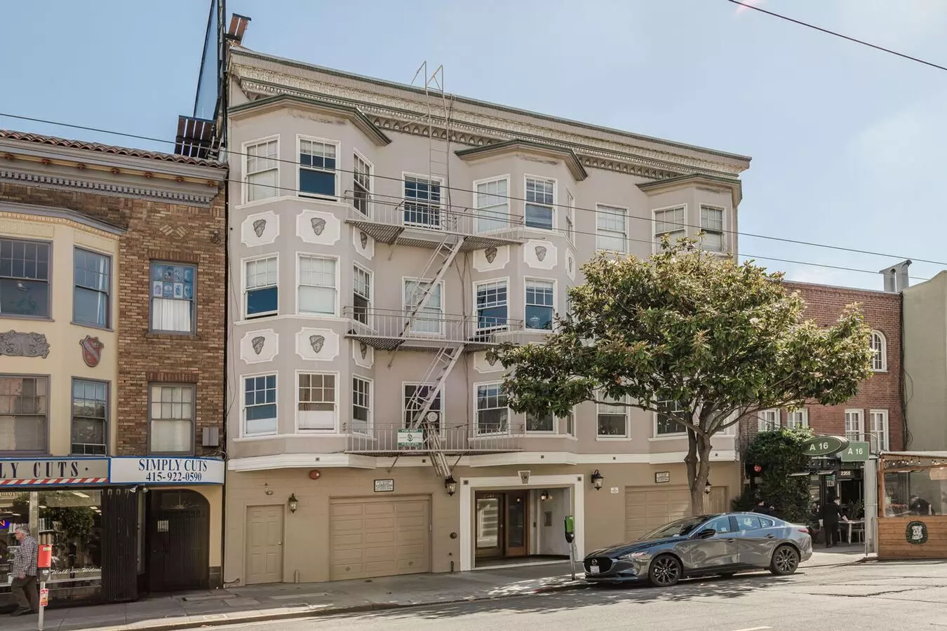 2341 Chestnut Street, San Francisco, CA 94123 photo 2