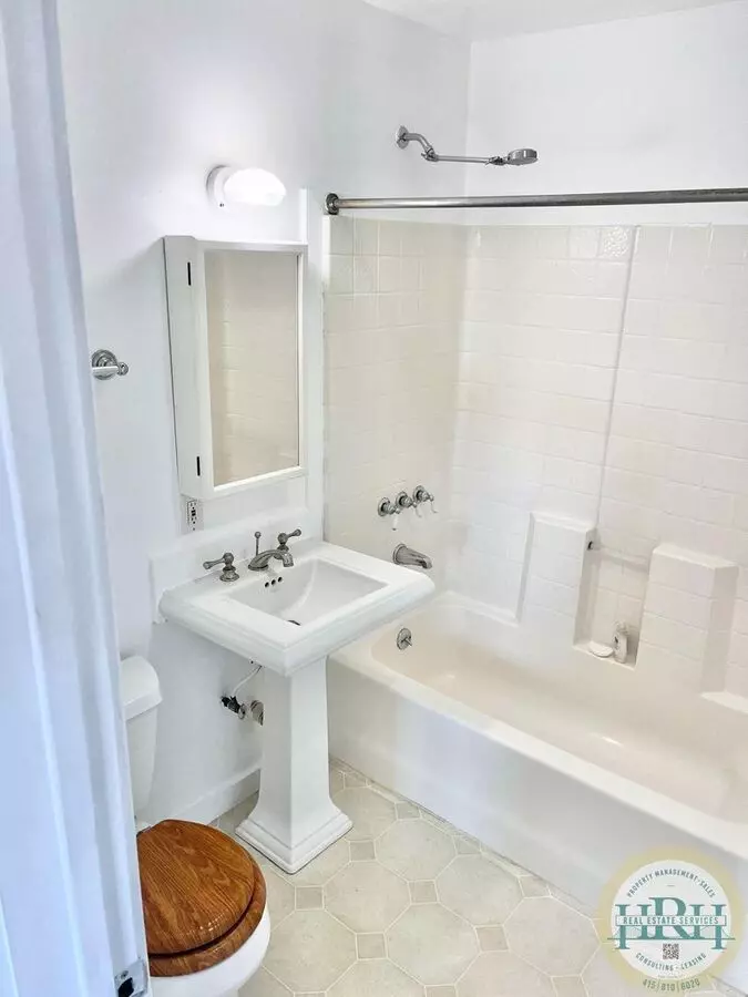 Charming Studio Nestled in the Heart of the Sunset District photo 2