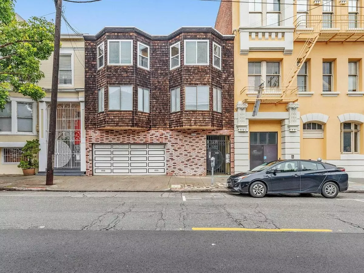 2476 Sutter St photo 2