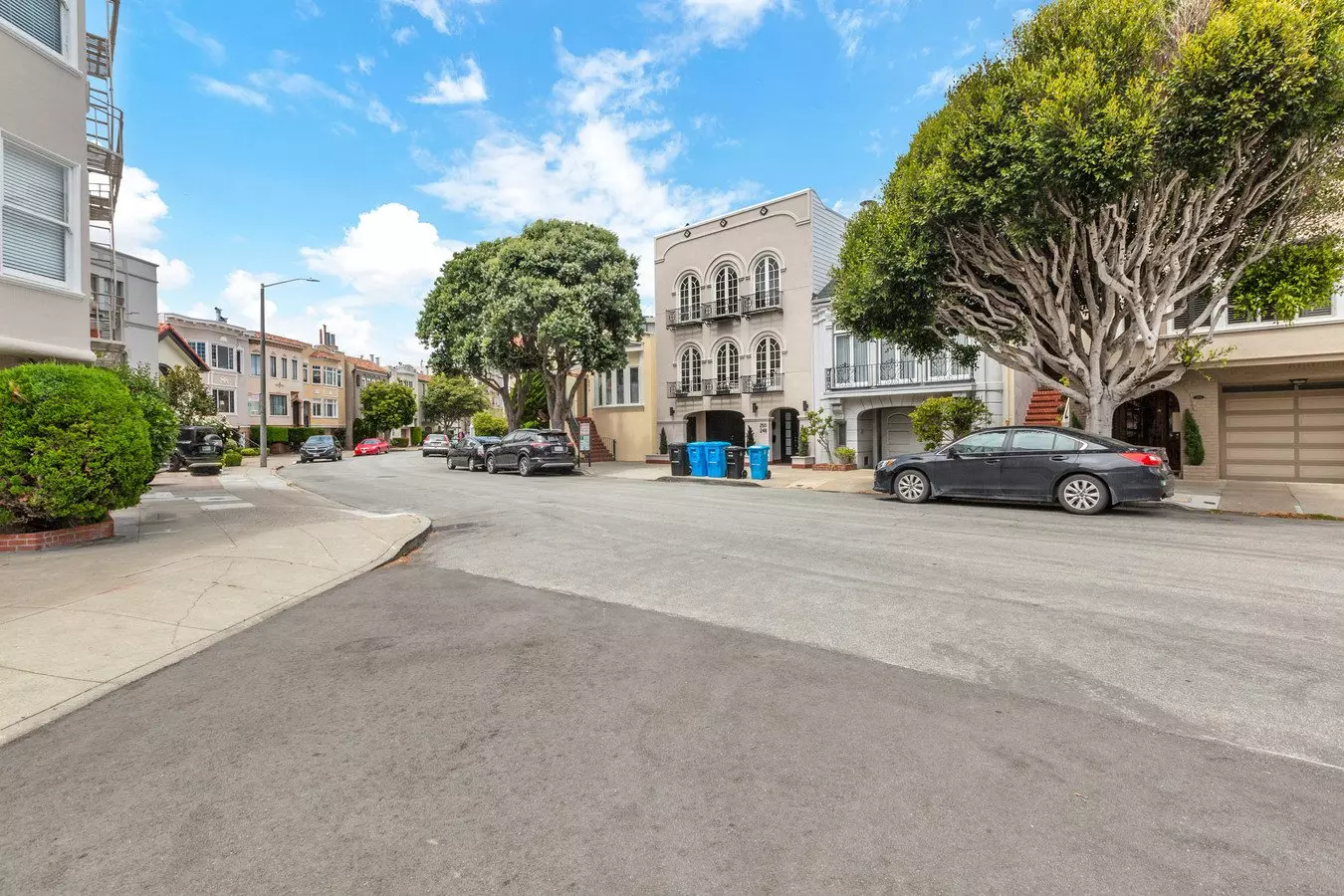 25 CAPRA Apartments photo 4