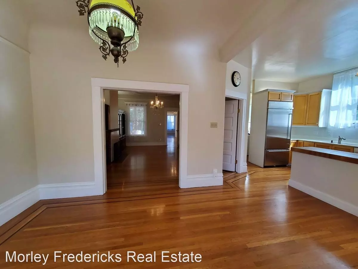 252 Diamond Street, San Francisco, CA 94114 photo 3