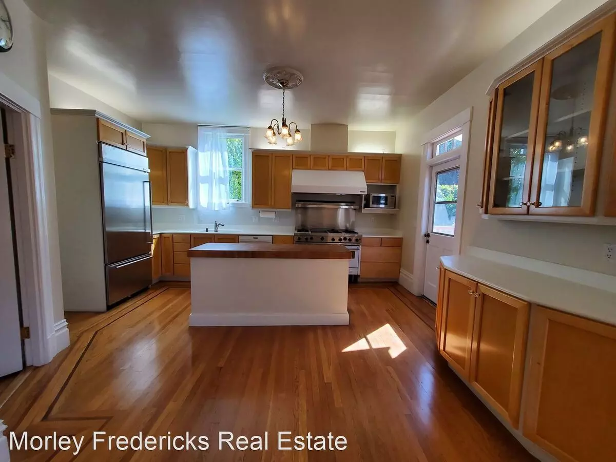 252 Diamond Street, San Francisco, CA 94114 photo 2