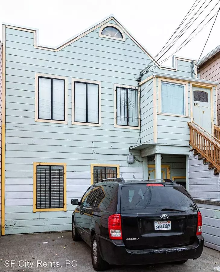 255-257 Brighton Avenue, San Francisco, CA 94112 photo 3