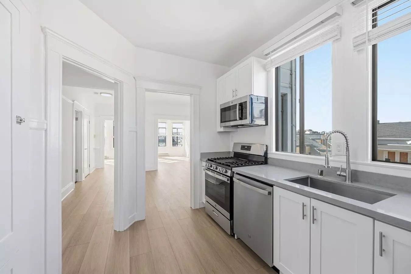 2575 Washington Street, San Francisco, CA 94115 photo 3