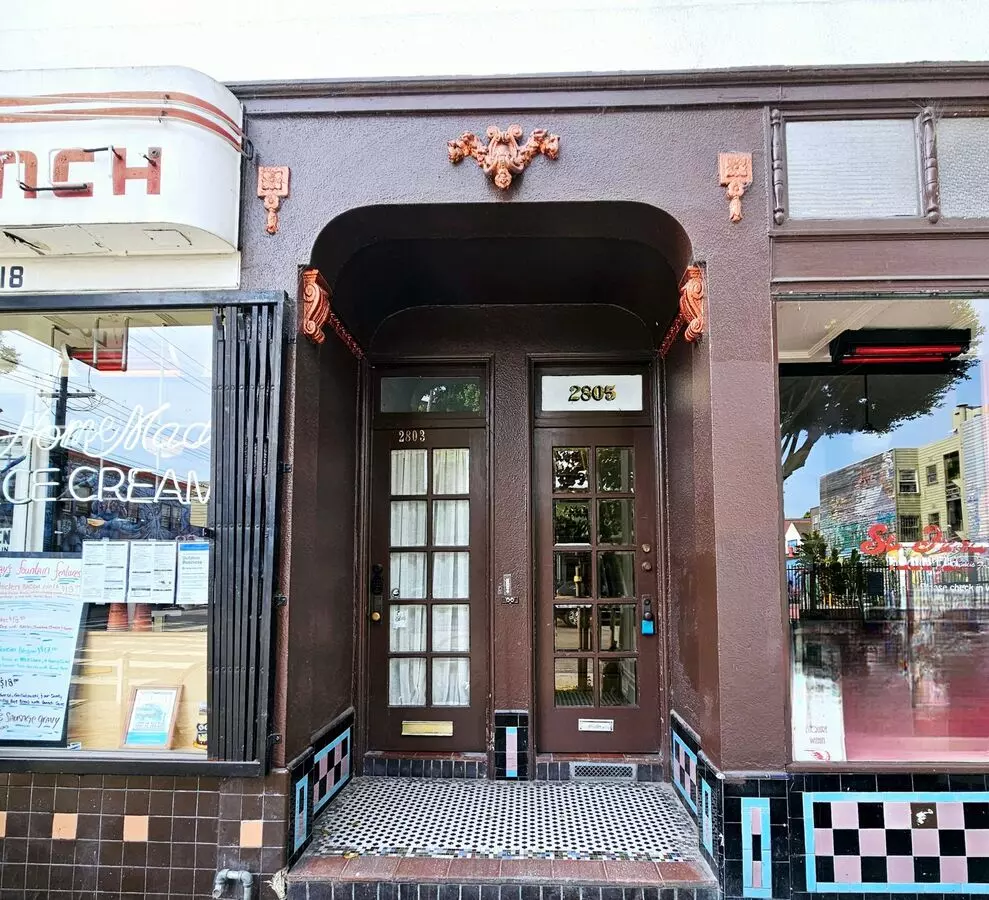 24th Street photo 3