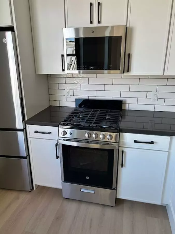 2874 16th St photo 4