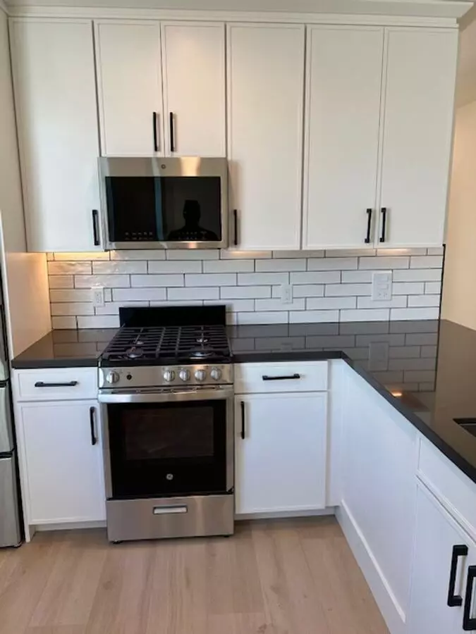 2874 16th St photo 3