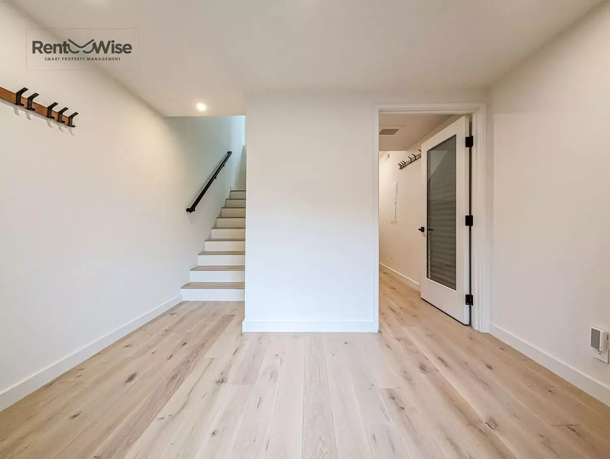 289 Gold Mine Drive, San Francisco, CA 94131 photo 4