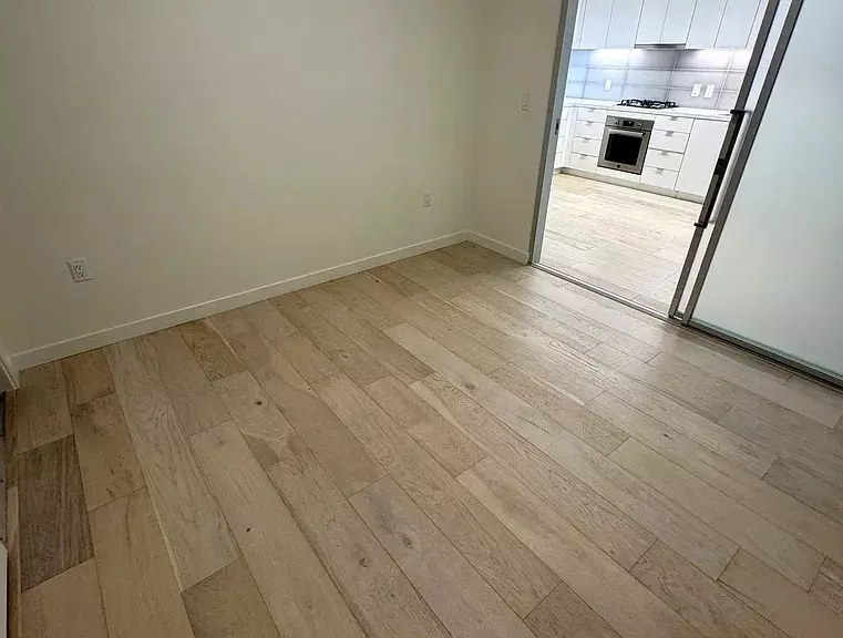 2bd/1bth Designed In The International Style And Finished In Late 2022 photo 5