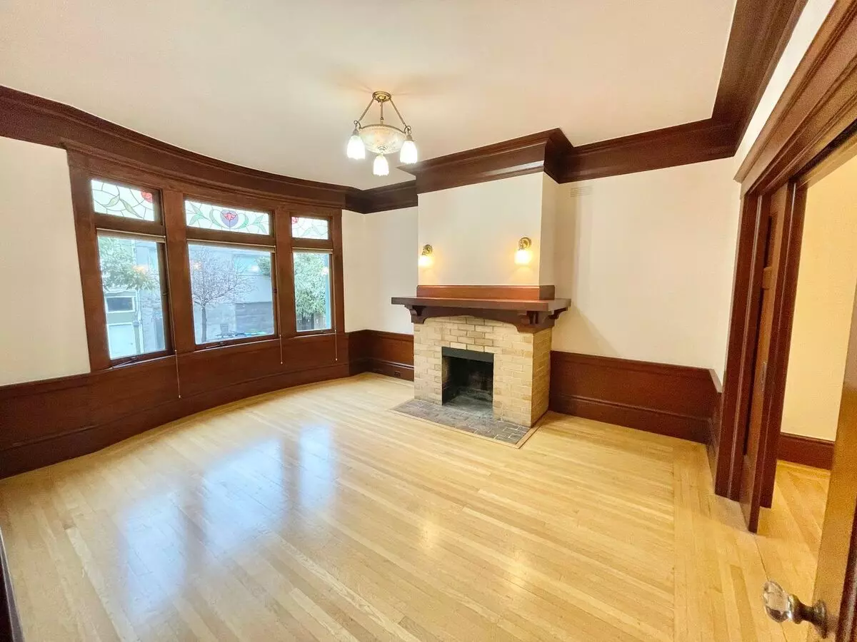 3635 19th Street, San Francisco, CA 94110 photo 2