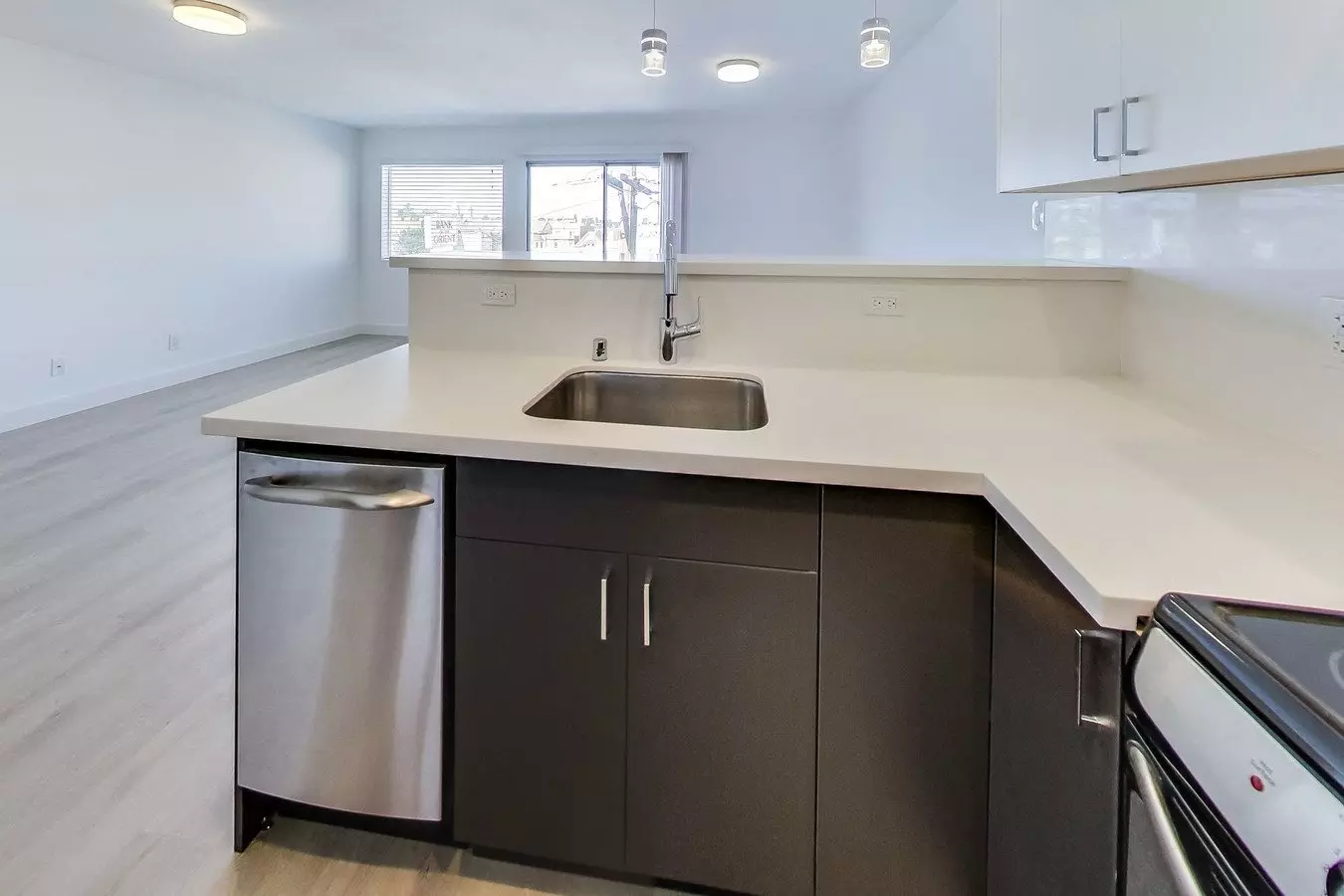 310 6TH AVENUE Apartments photo 2
