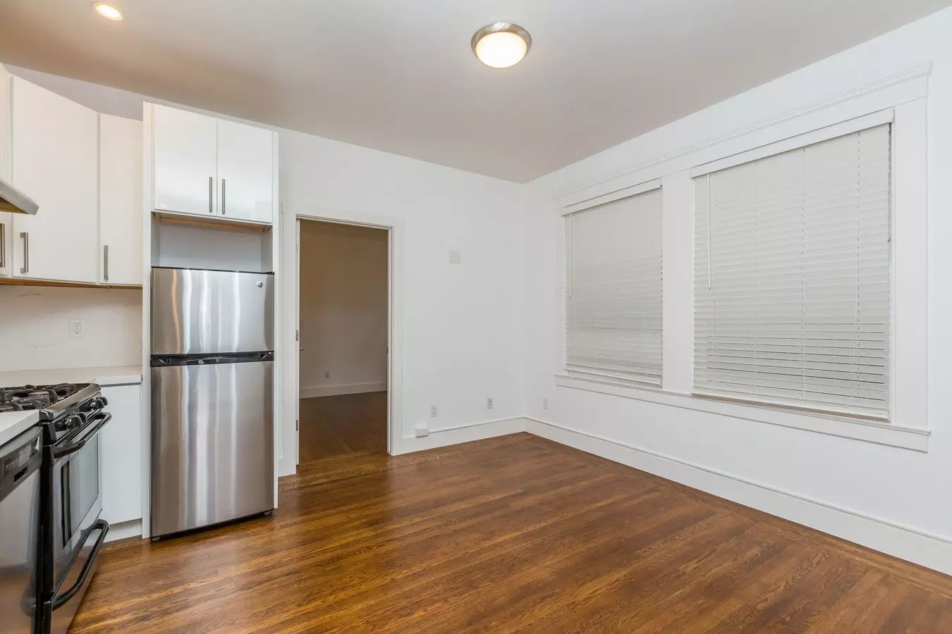 325 9TH AVENUE Apartments photo 4