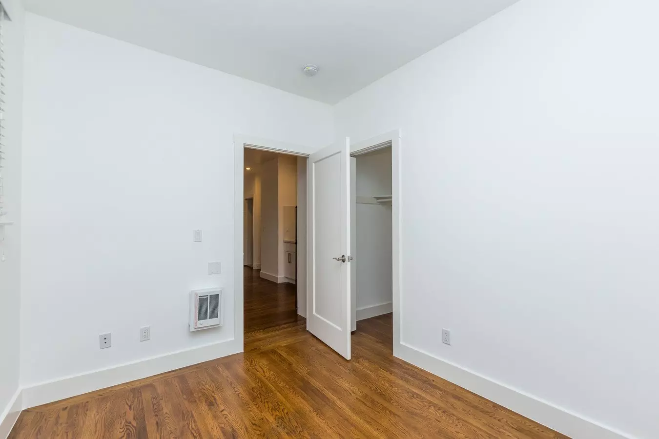 325 9TH AVENUE Apartments photo 3
