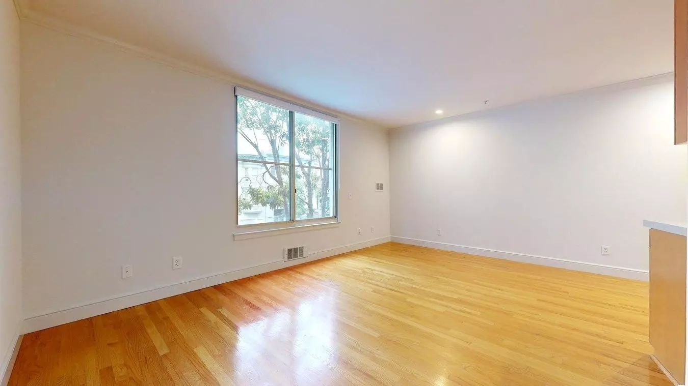 3322 Buchanan Street photo 4