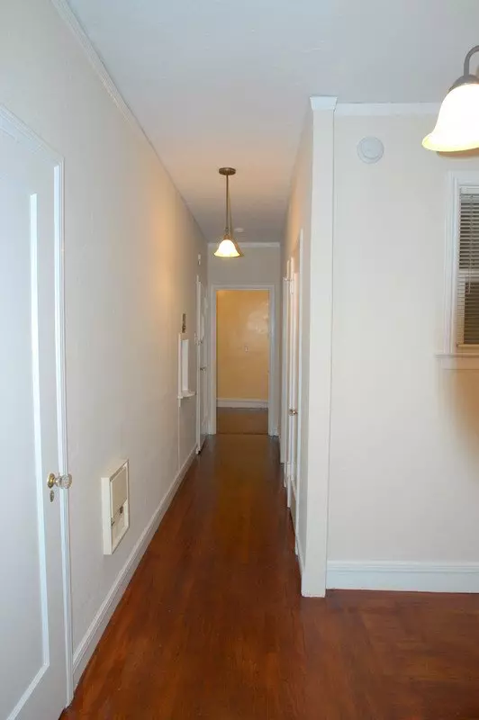GROVE 351 photo 2
