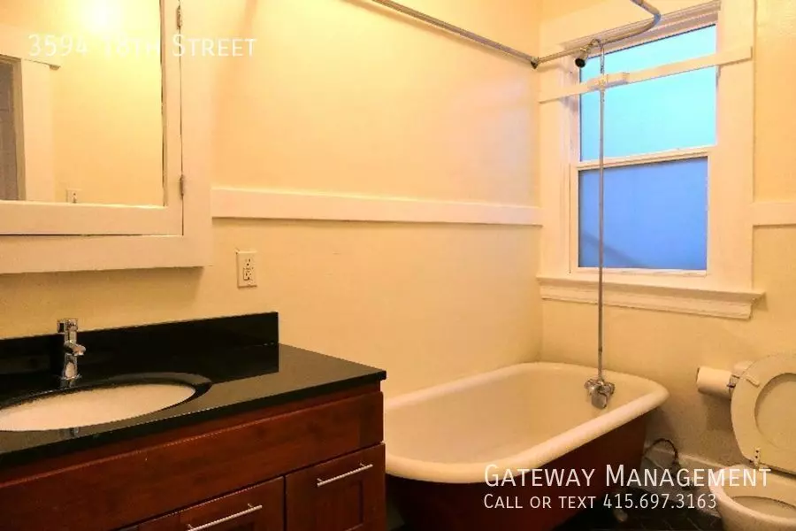 3594 18th Street, San Francisco, CA 94110 photo 2