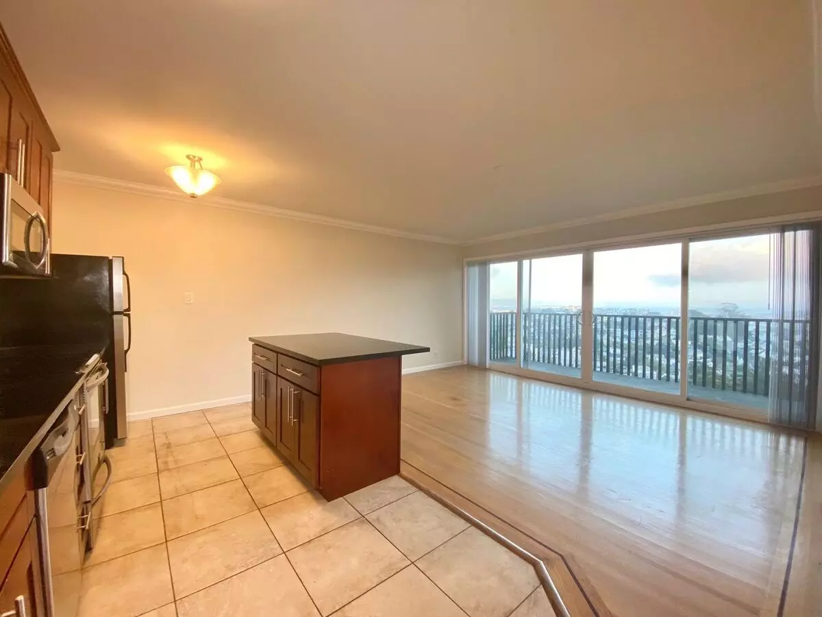3649 Market photo 3