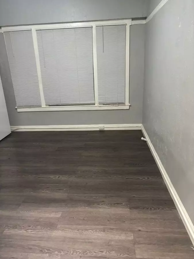 Verona Apartments photo 4