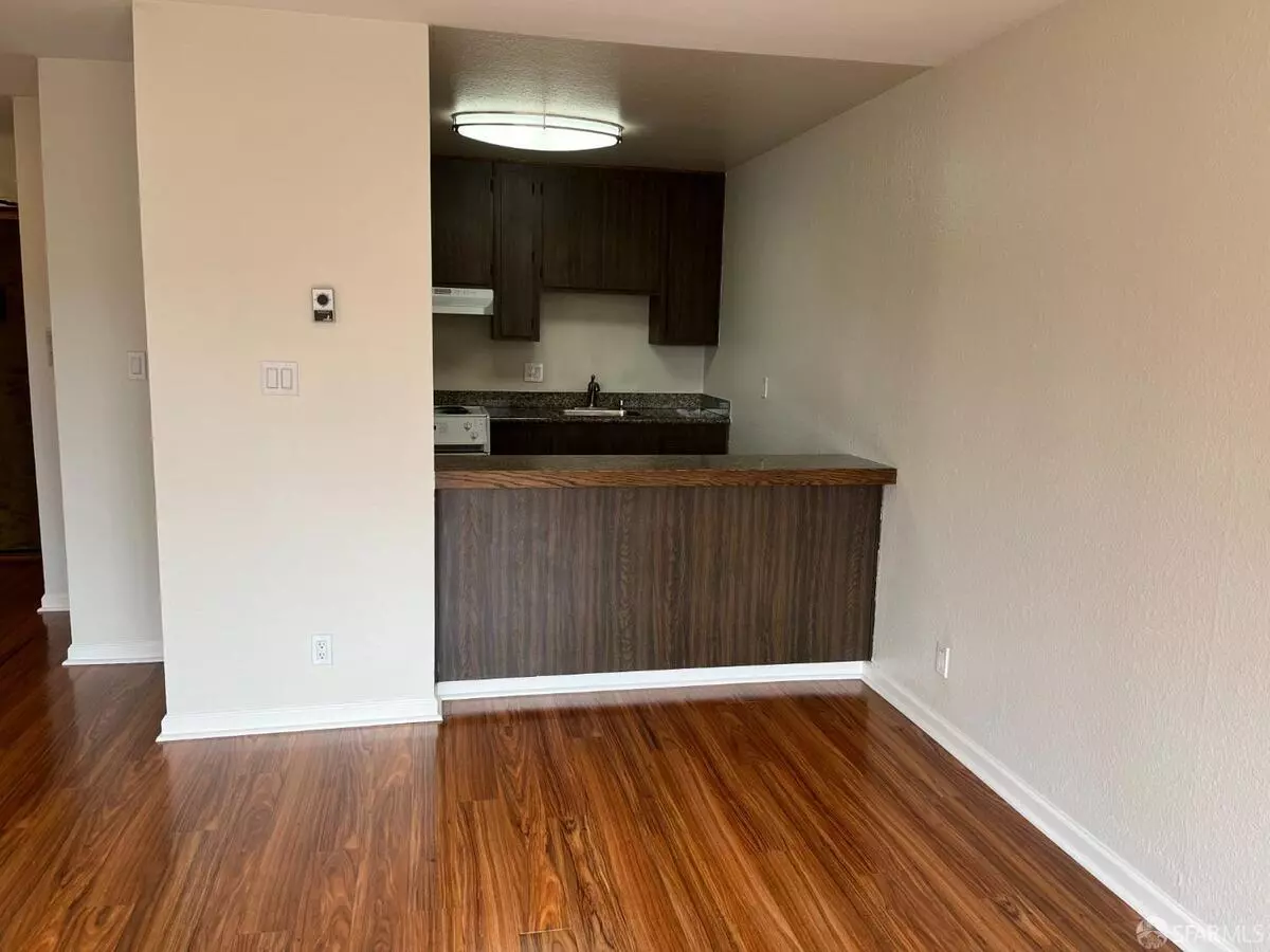 370 Monterey Boulevard, San Francisco, CA 94131 photo 5